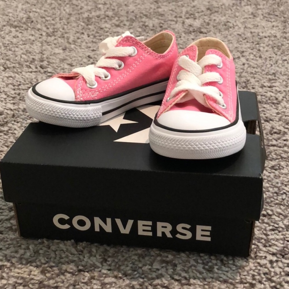 Pink hard sole baby converse size 4